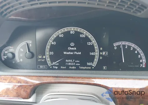 2012 Mercedes-Benz S 550 из США, поврежденный, VIN WDDNG7DBXCA468652